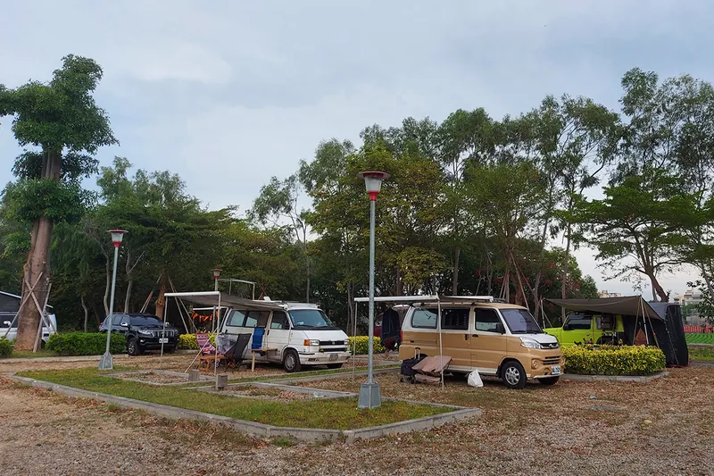 On-site scenery and campervan overnight setting at Taichung｜Houli Environmental Park RV Area