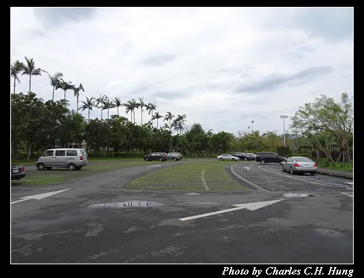 On-site scenery and campervan overnight setting at Yilan｜Luodong Sports Park